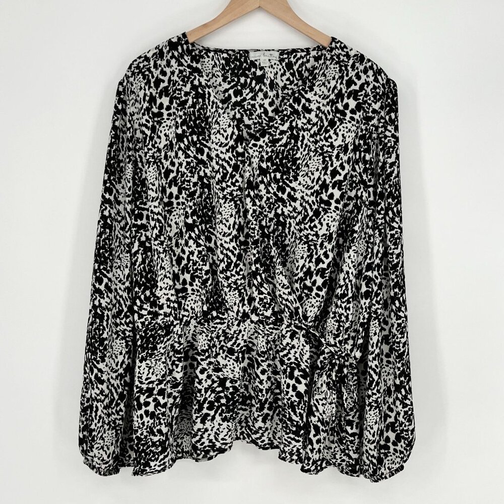 Nine Britton Womens Faux Wrap Blouse Size 2X‎ Black Abstract Print Long Sleeve